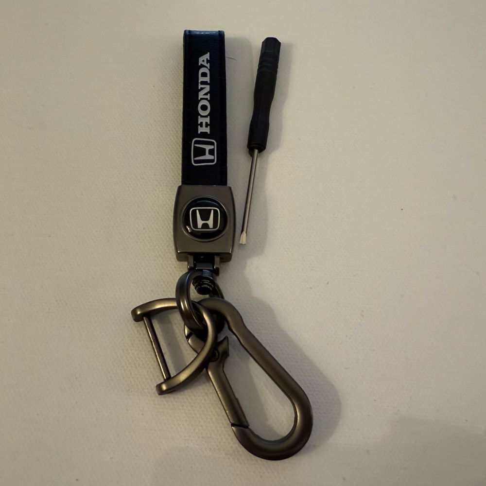 Honda Key Fob Keychain in Black Leather with Logo NWT